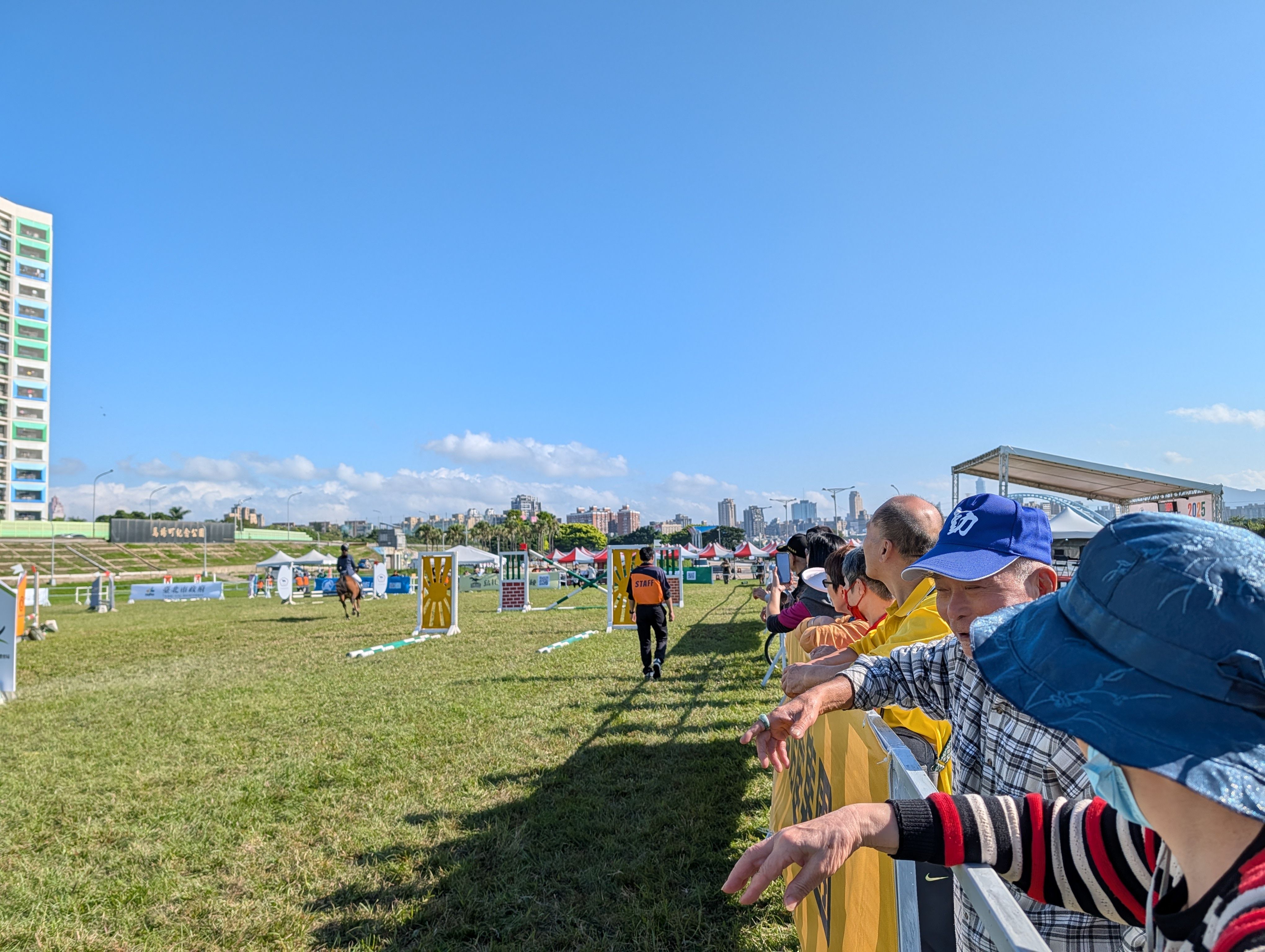 板橋榮家長輩馬術比賽初體驗 樂遊馬場町收穫滿滿