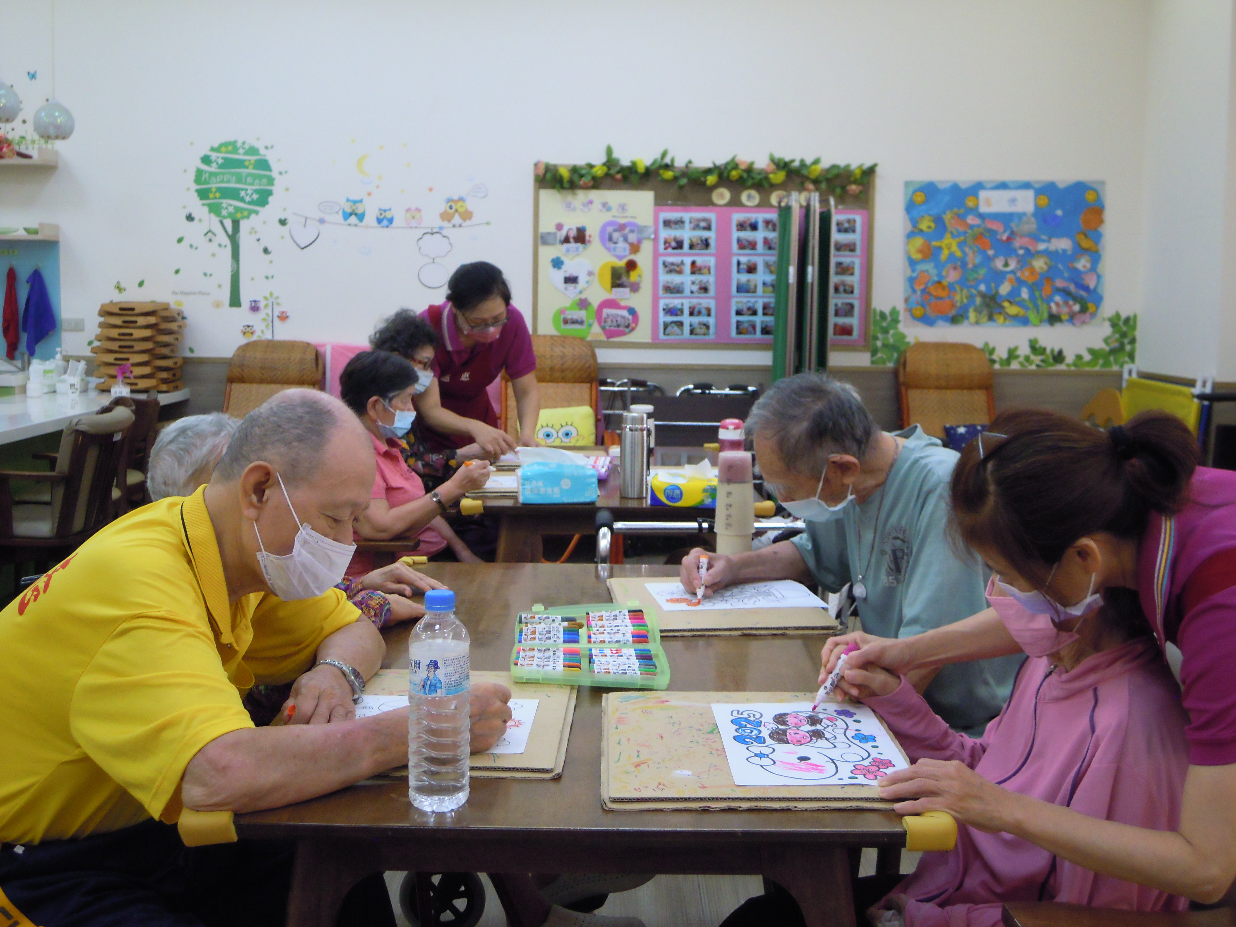 高雄榮家附設日間照顧中心「大藝術家」