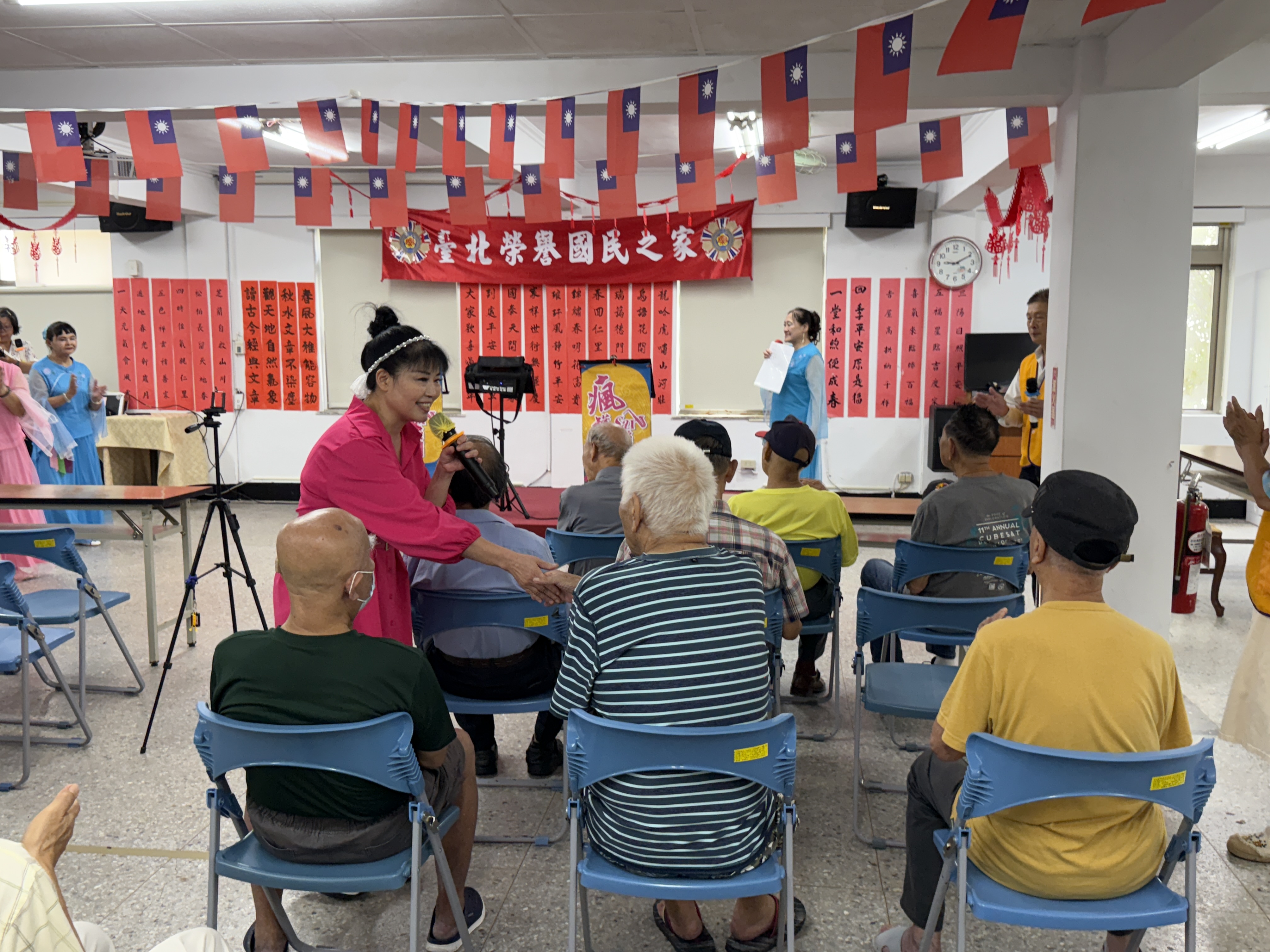 1140724我唱歌讓你猜歌名　瘋罐頭樂團和榮家伯伯玩腦力激盪