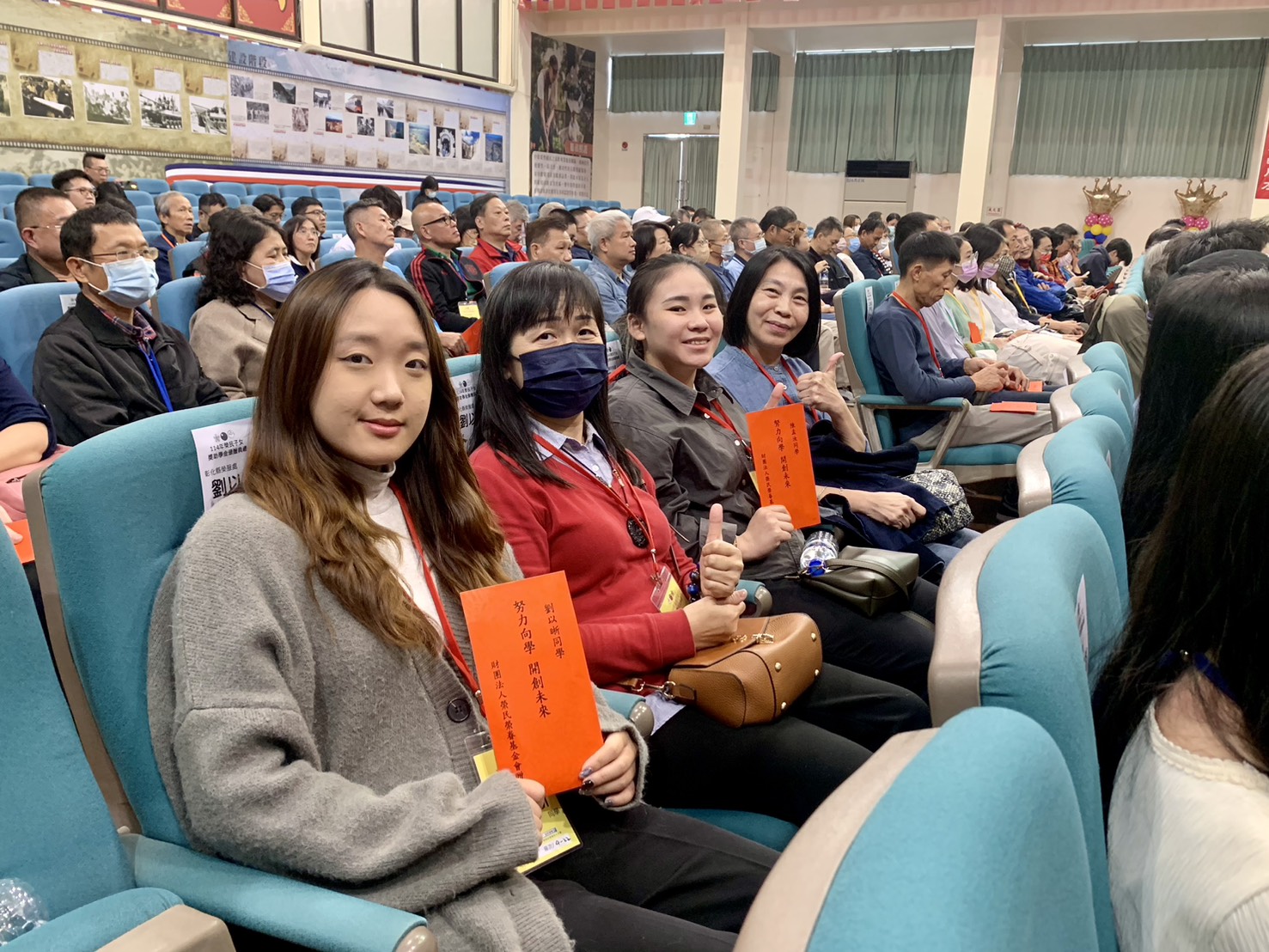 薪傳大愛鼓勵向學 彰化縣榮服處榮民子女獲頒獎助學金5