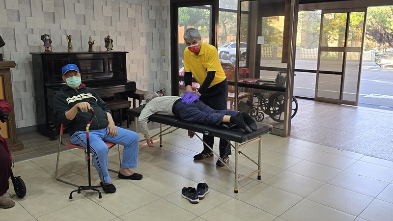 115年1月15日新竹縣針灸醫藥學會公益按摩活動_2