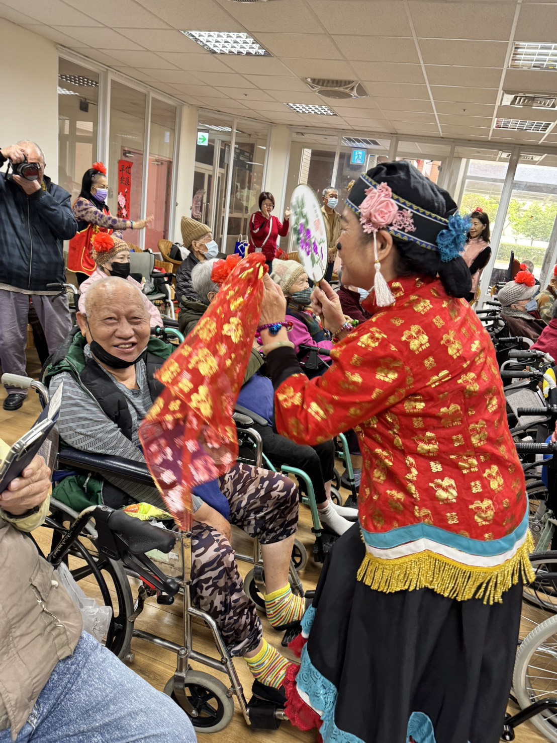 115年1月28日雲林榮家歡度慶生會 救國團斗南團委會「素蘭出嫁」嗨翻全場