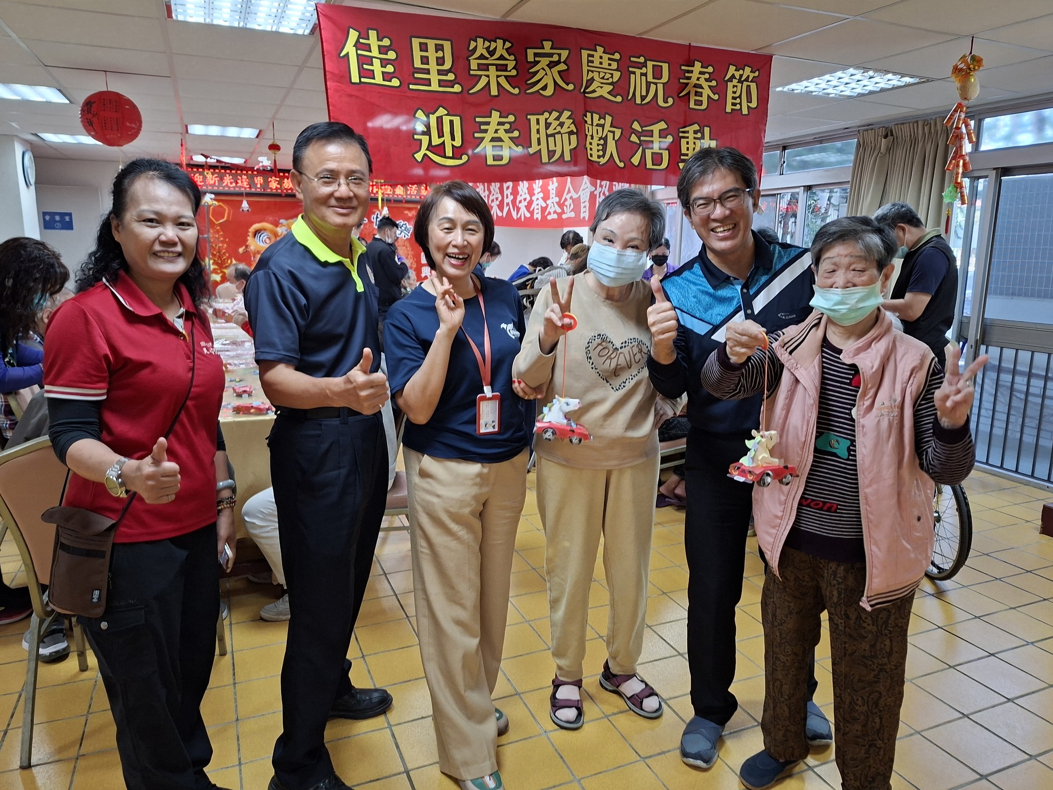 115.02.25 佳里榮家慶元宵 手作馬年燈籠點亮溫馨團圓情