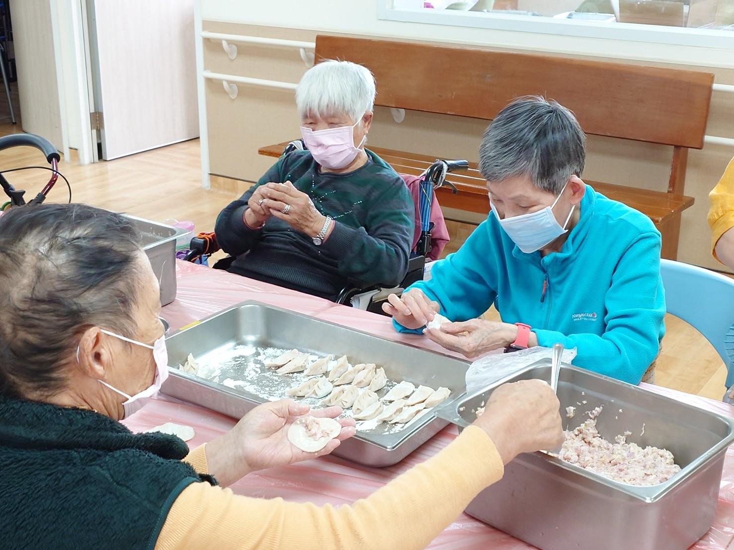 元寶強強滾～福氣迎喜年 臺南榮家溫馨包水餃迎新春