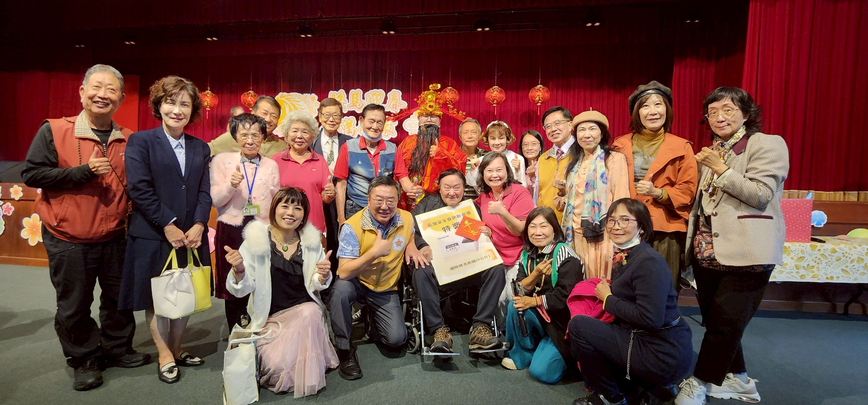 駿馬迎春福滿榮家6