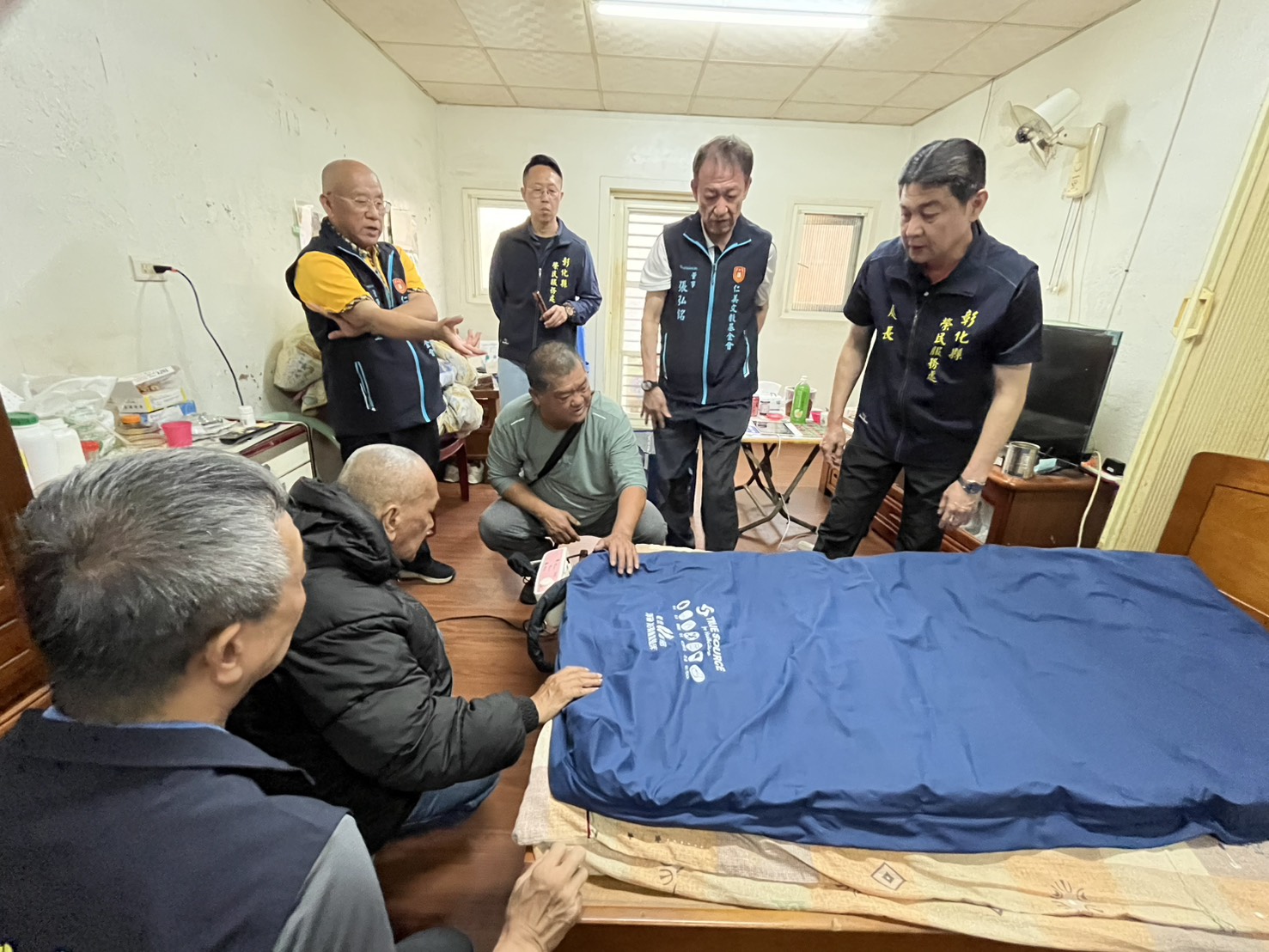 即時援手暖人心 彰化榮服處與仁美基金會關懷弱勢榮民眷2