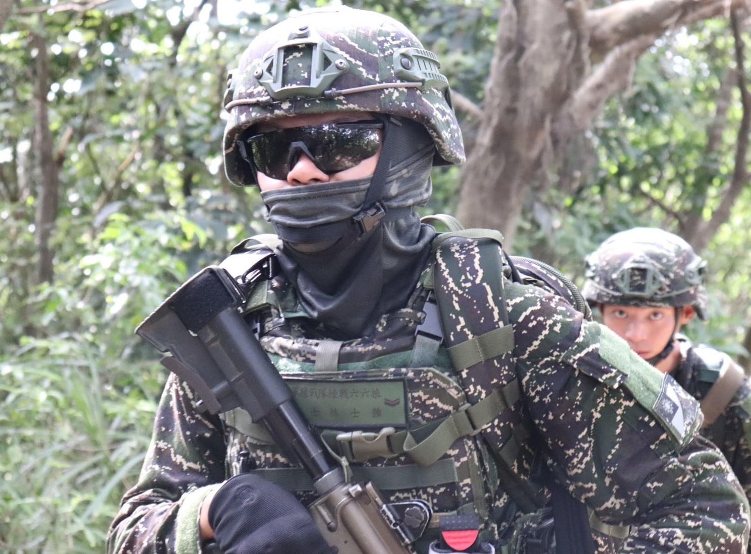 林士強服役照片