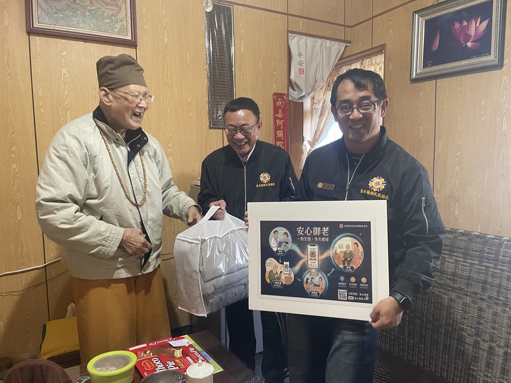 臺東縣榮服處到府宣導「安心御老、樂齡共好」