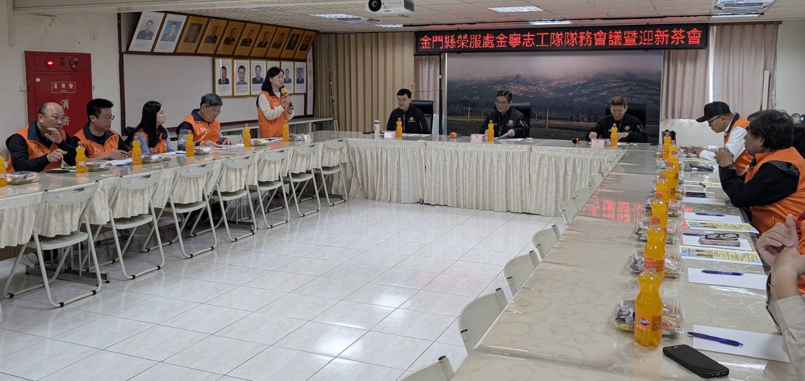 圖三林玉寶隊長實施隊務說明及問題研討