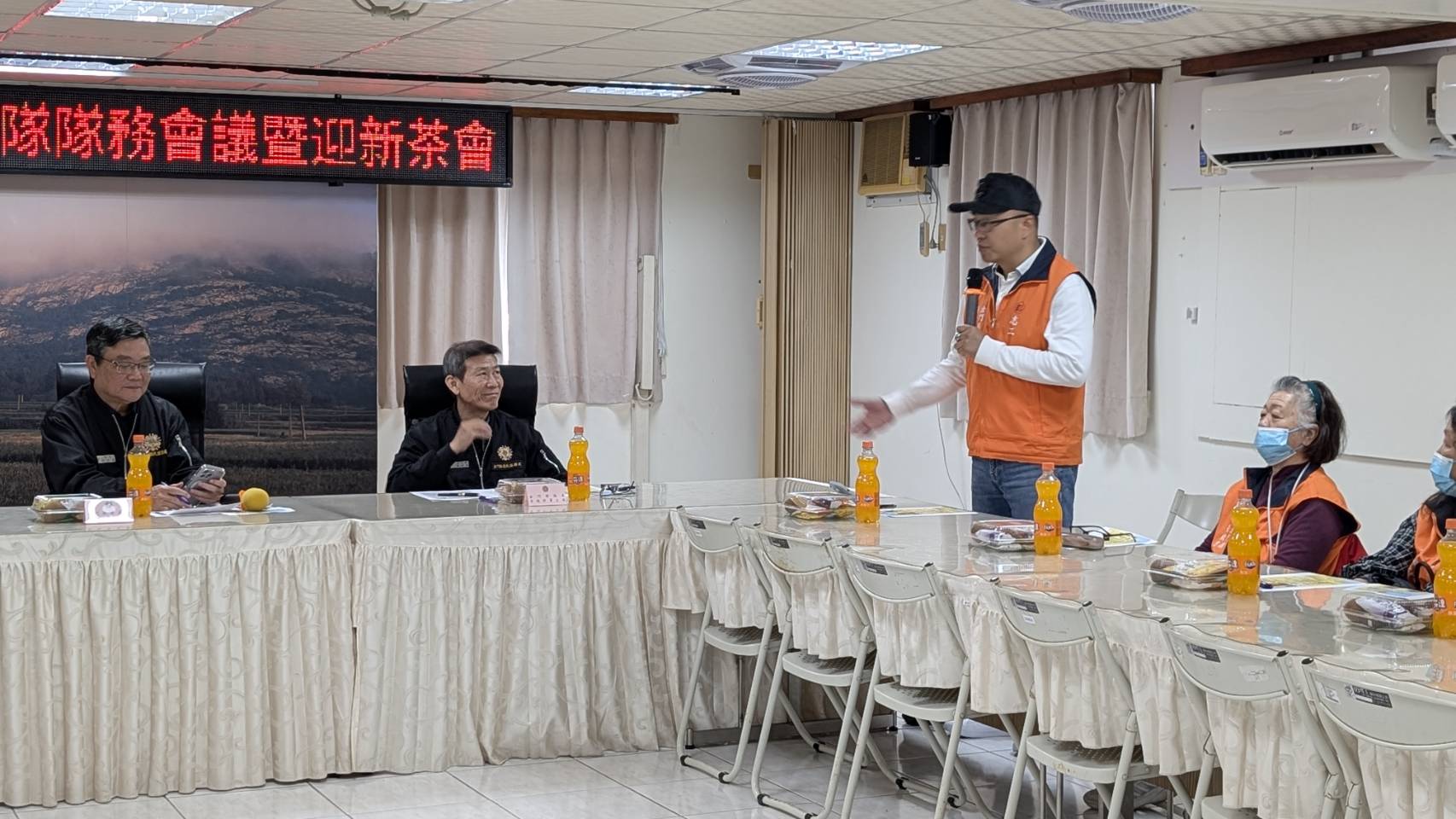 圖四金寧隊新進志工彭昭寰先生自我介紹