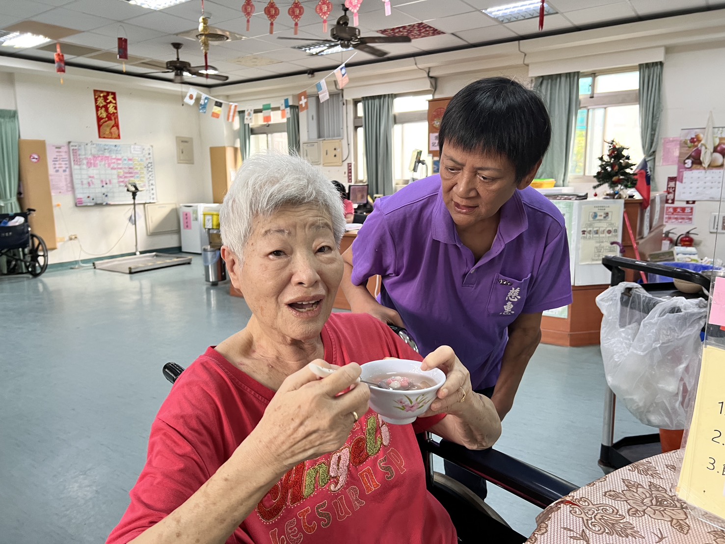 115年03月04日屏東榮家歡慶元宵、猜燈謎、提燈籠