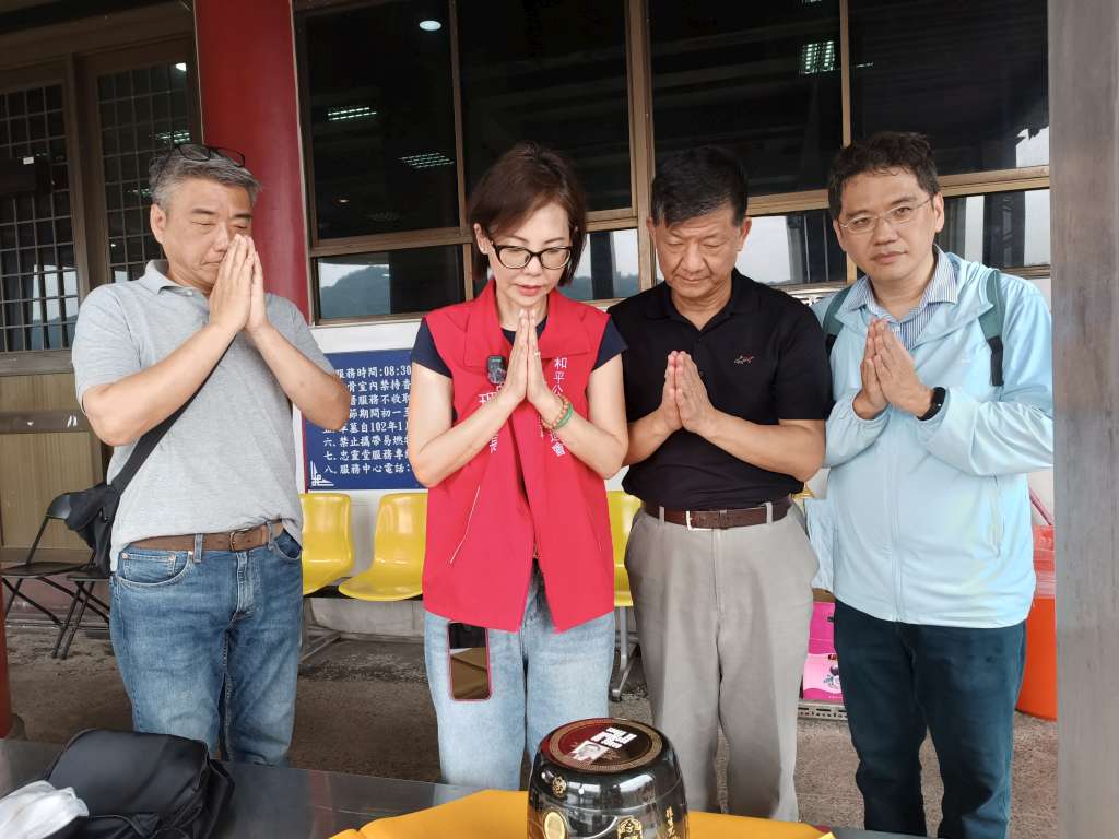 新北市榮服處及胡璉孫女胡敏珍助老榮民張爺爺落葉歸根