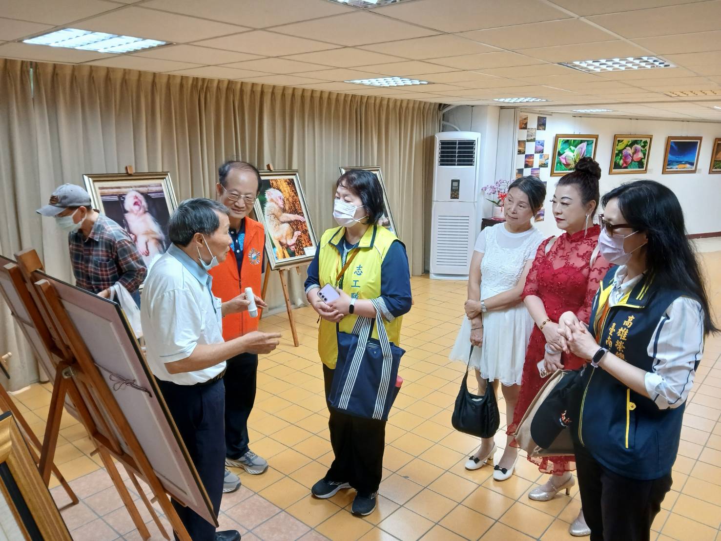 115.04.02 佳里榮家展覽名師作品  每禎攝影均訴說著生命