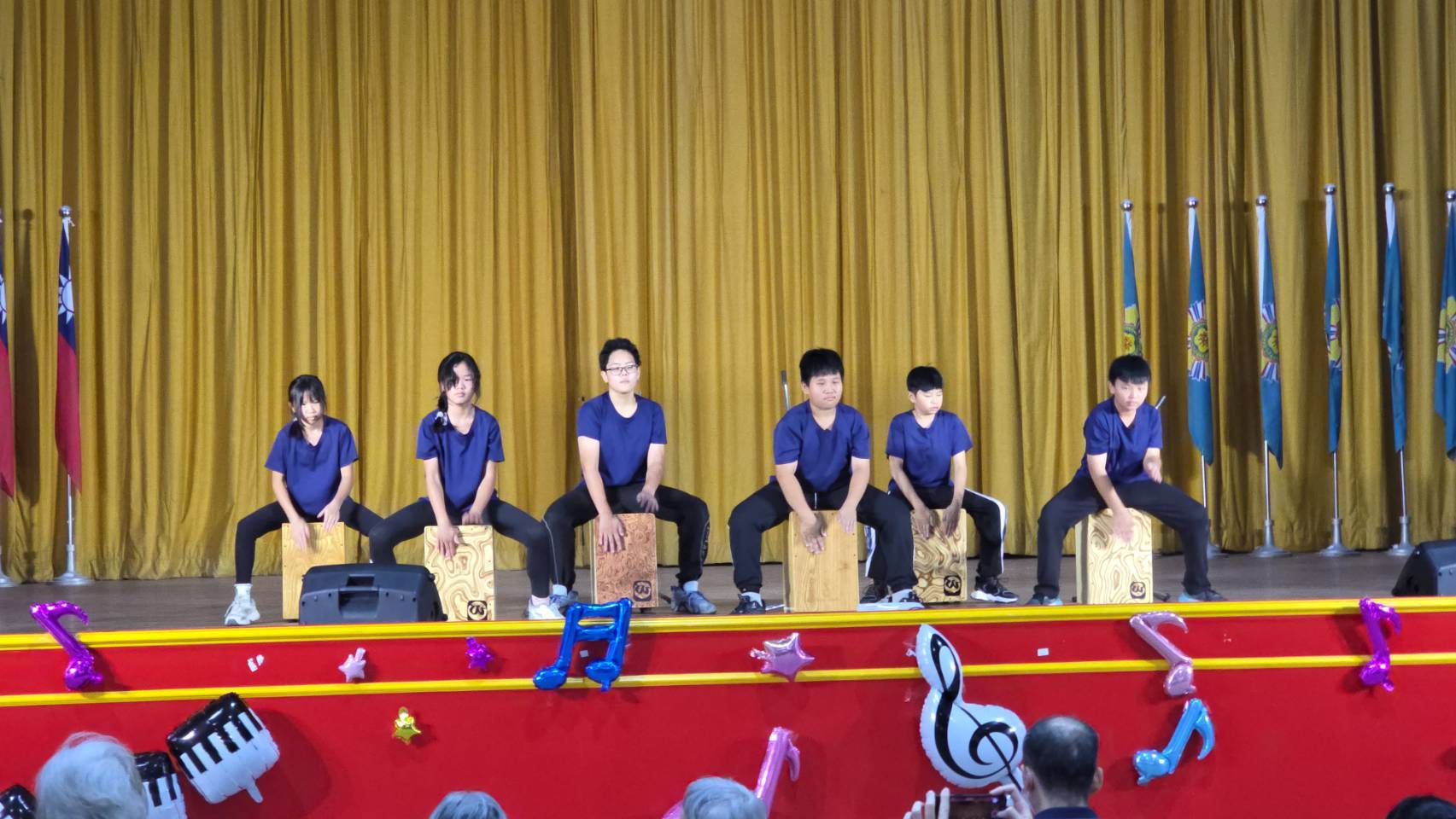 木箱鼓表演