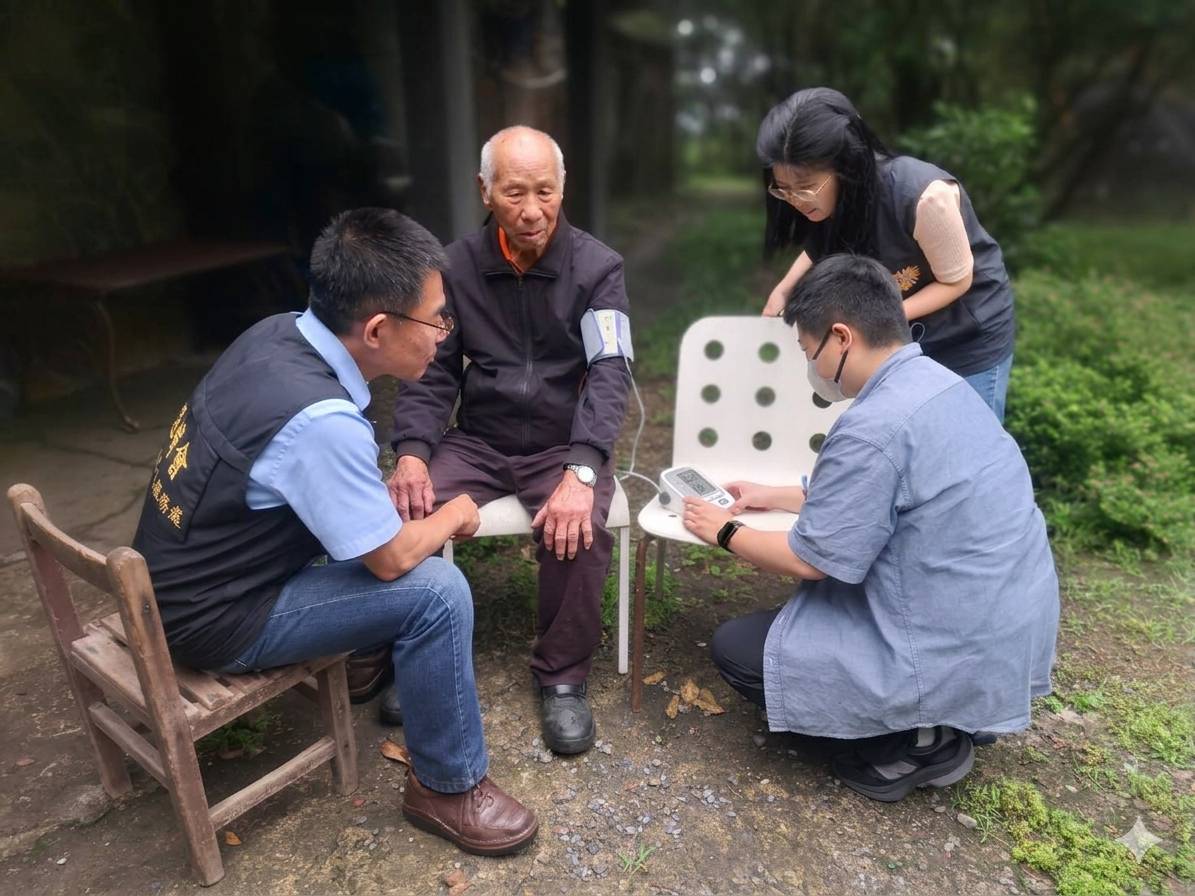 臺北市榮服處攜手榮總深入偏遠山區守護高齡獨居榮民