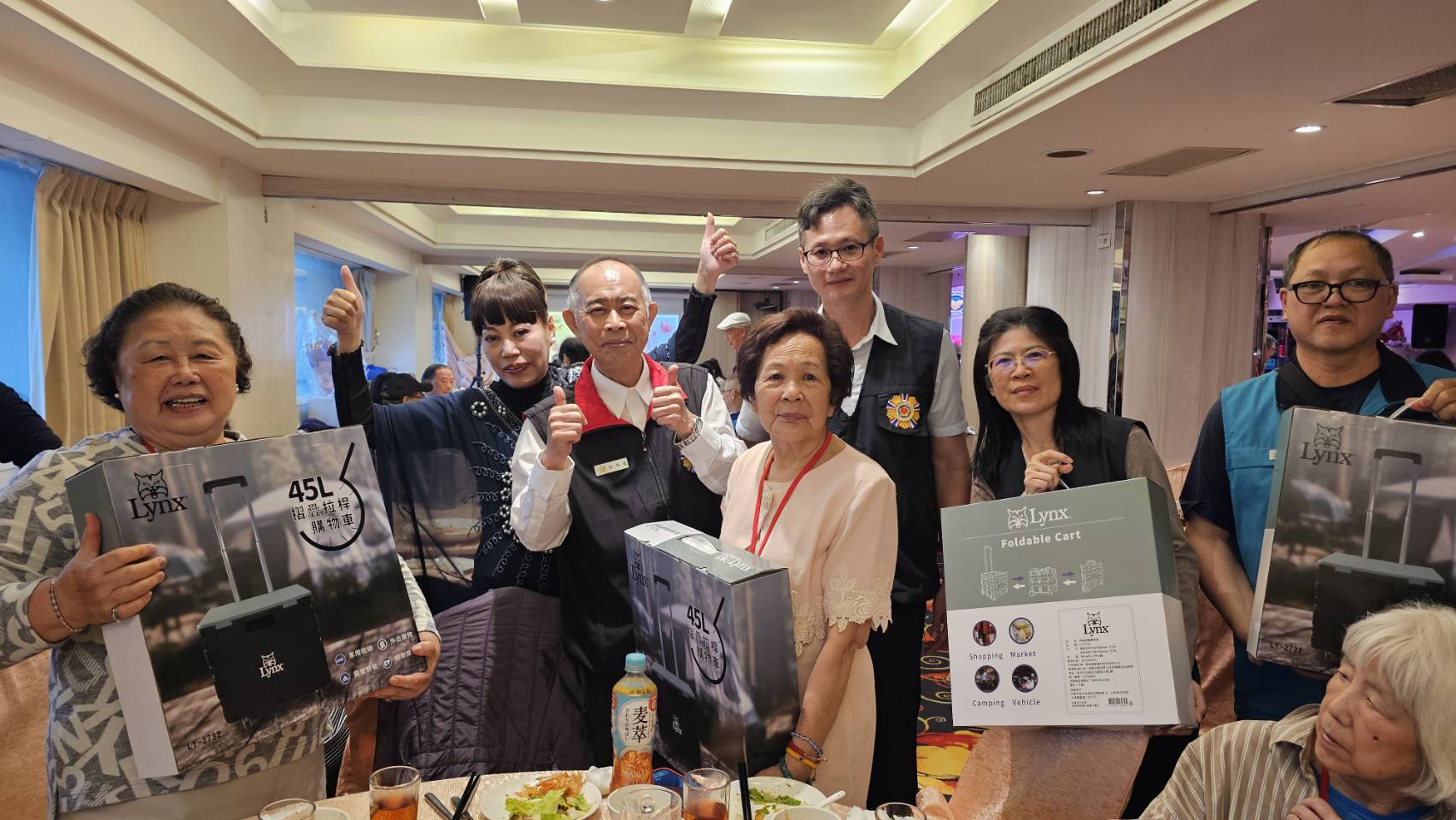 輔導會攜手退伍軍人協會 表揚模範母親凝聚溫暖力量
