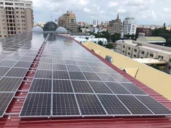 建置太陽光電的屋頂先搭建鐵皮屋頂再建置太陽光電以達到完全防水目的-2 建置太陽光電的屋頂先搭建鐵皮屋頂再建置太陽光電以達到完全防水目的-2