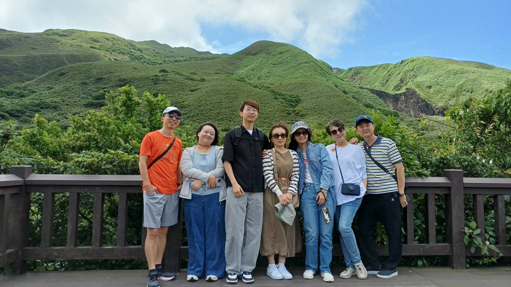 點亮幸福天燈、感謝30年奉獻!彰化榮服處家庭日北台灣溫馨同行9