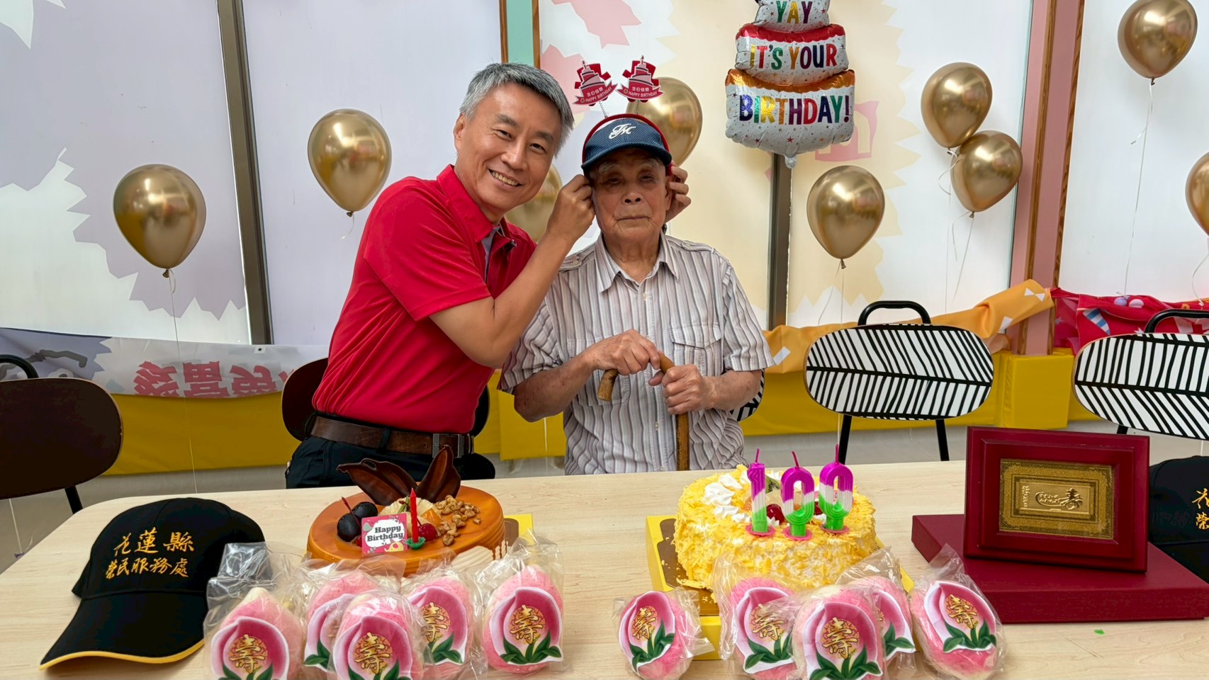 LINE_ALBUM_115616黃瑞發爺爺百歲慶生_260616_112