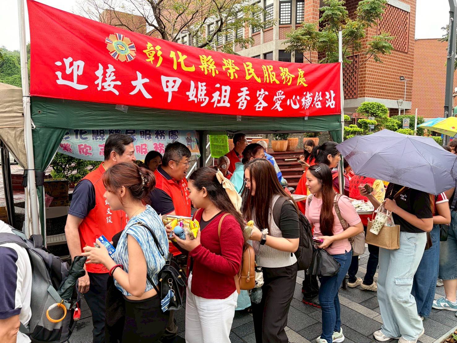 「像回到家一樣」榮民伯伯一句話 道盡彰化榮服處補給站溫暖3