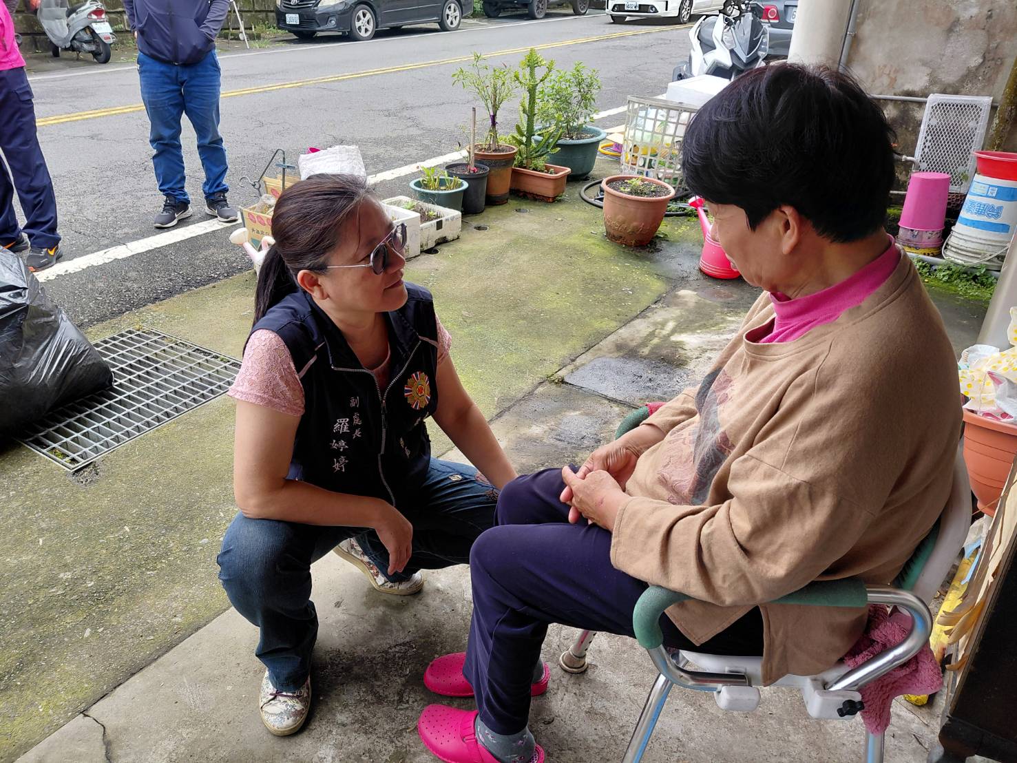 南投縣榮服處榮欣志工竹山隊感動服務 端節前夕協助遺眷居家環境整理