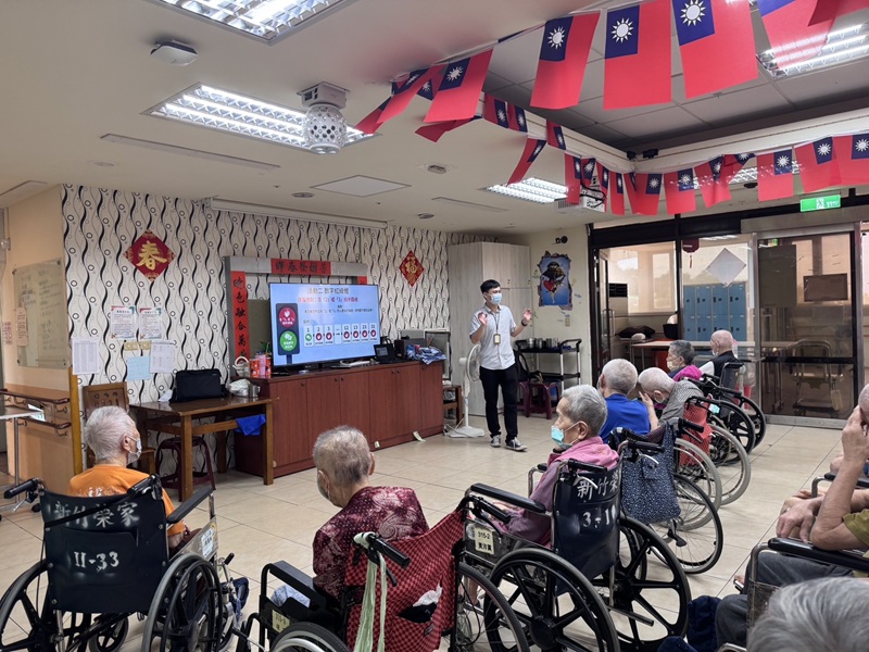 115年6月25日新竹榮家攜手北榮新竹分院系列課程助失智住民活化腦力