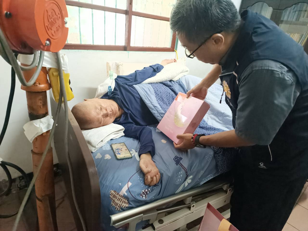 中秋送暖情意長 南投縣榮服處訪視義務役傷殘官兵傳遞溫馨祝福