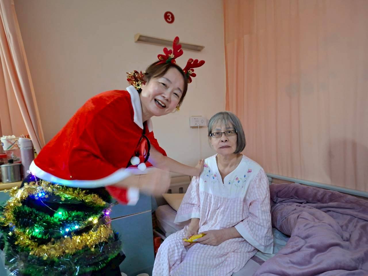 白河榮家聖誕點燈迎佳節 住民才藝秀歡喜享溫馨(114.12.22)