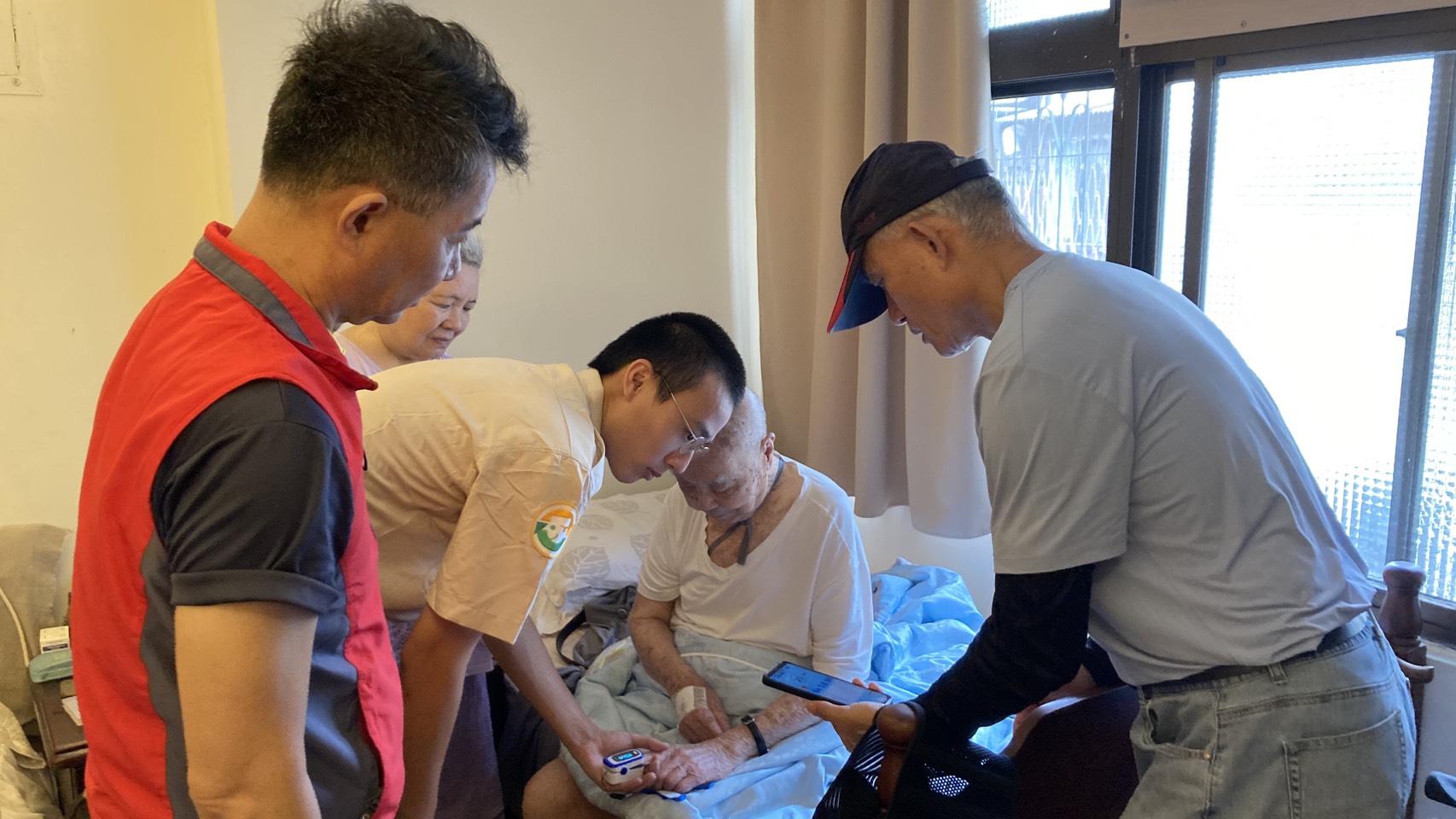 新北市榮服處替代役男發揮所長守護榮民眷