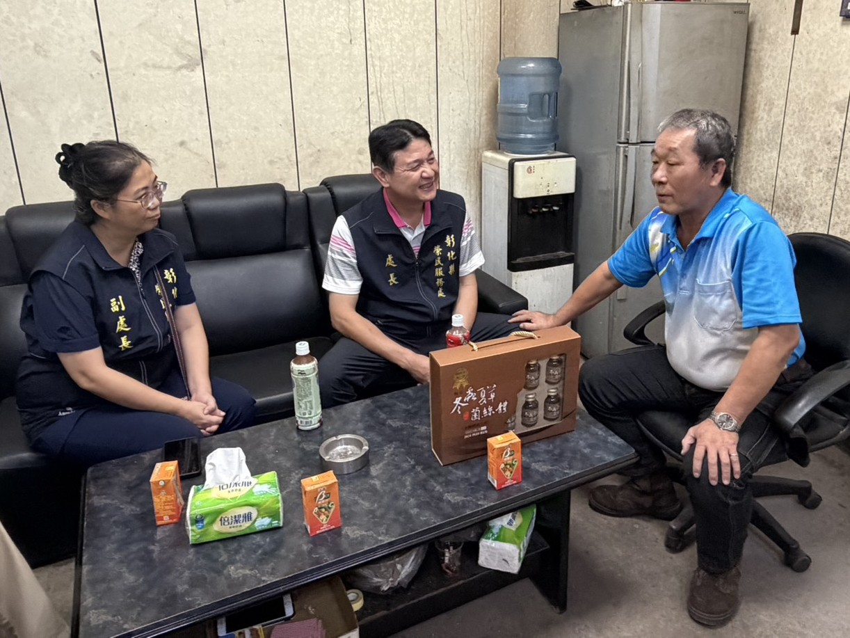 彰化榮服處攜手企業公益團體 愛心關懷榮民遺孤及向學子女4