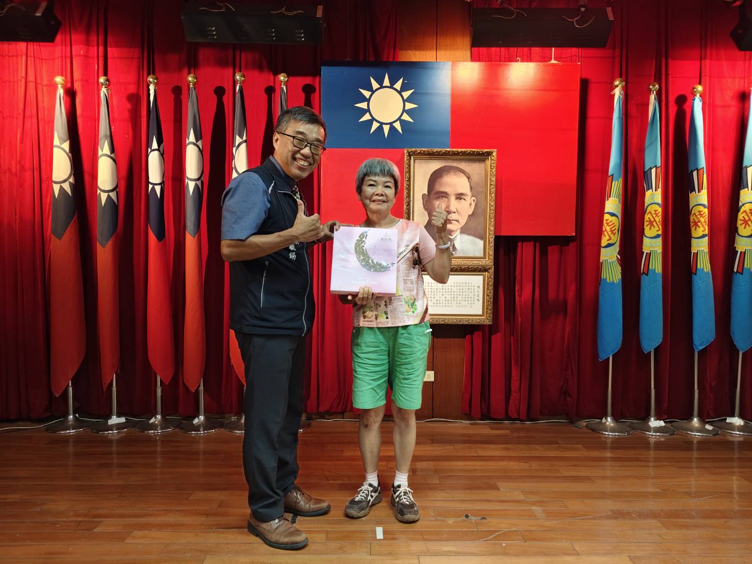 新住民家庭歡聚迎中秋!南投縣榮服處辦理生活適應輔導與幸福家庭表揚活動
