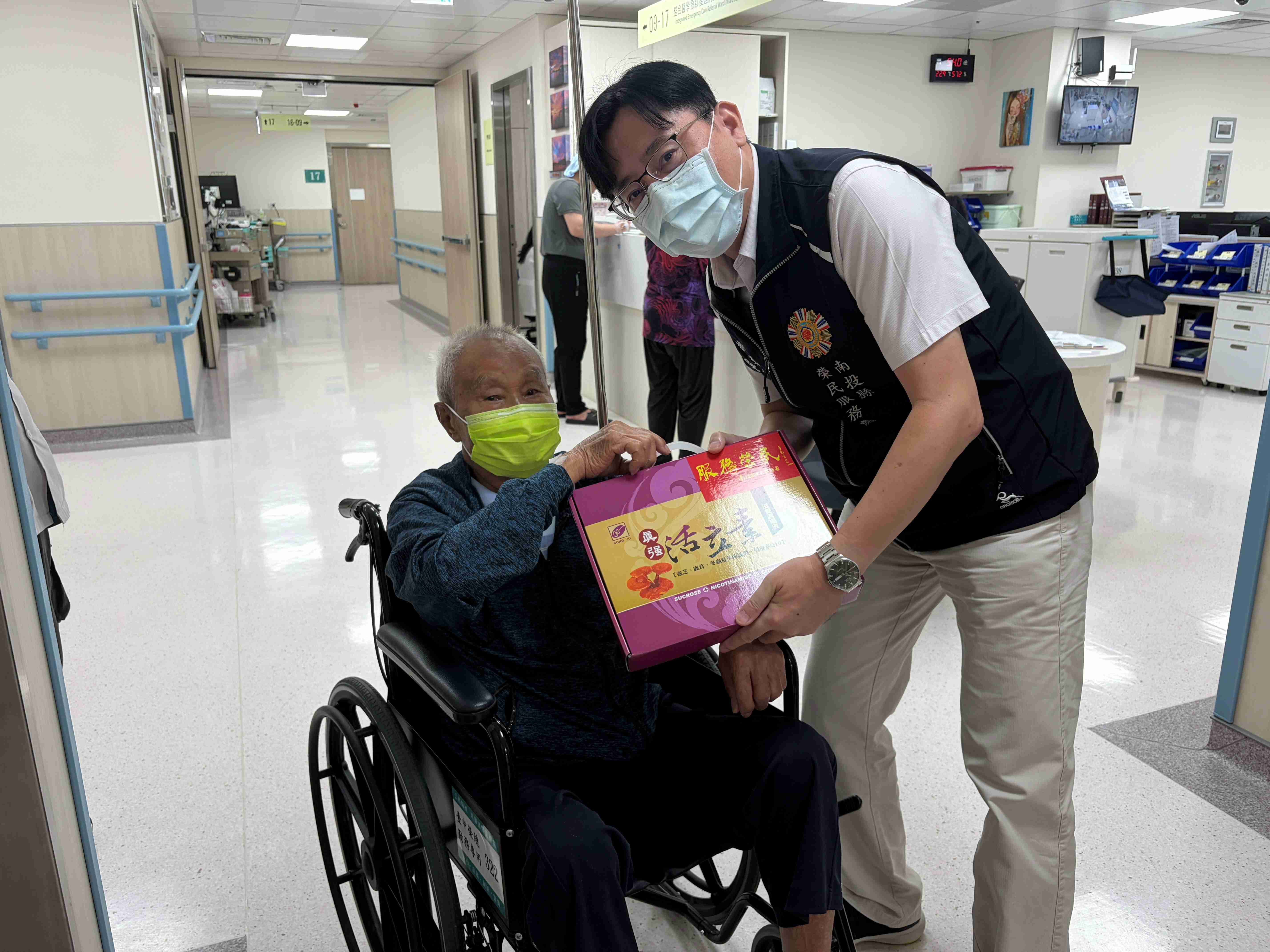 落實感動服務 南投縣榮服處秋節慰問住院榮民