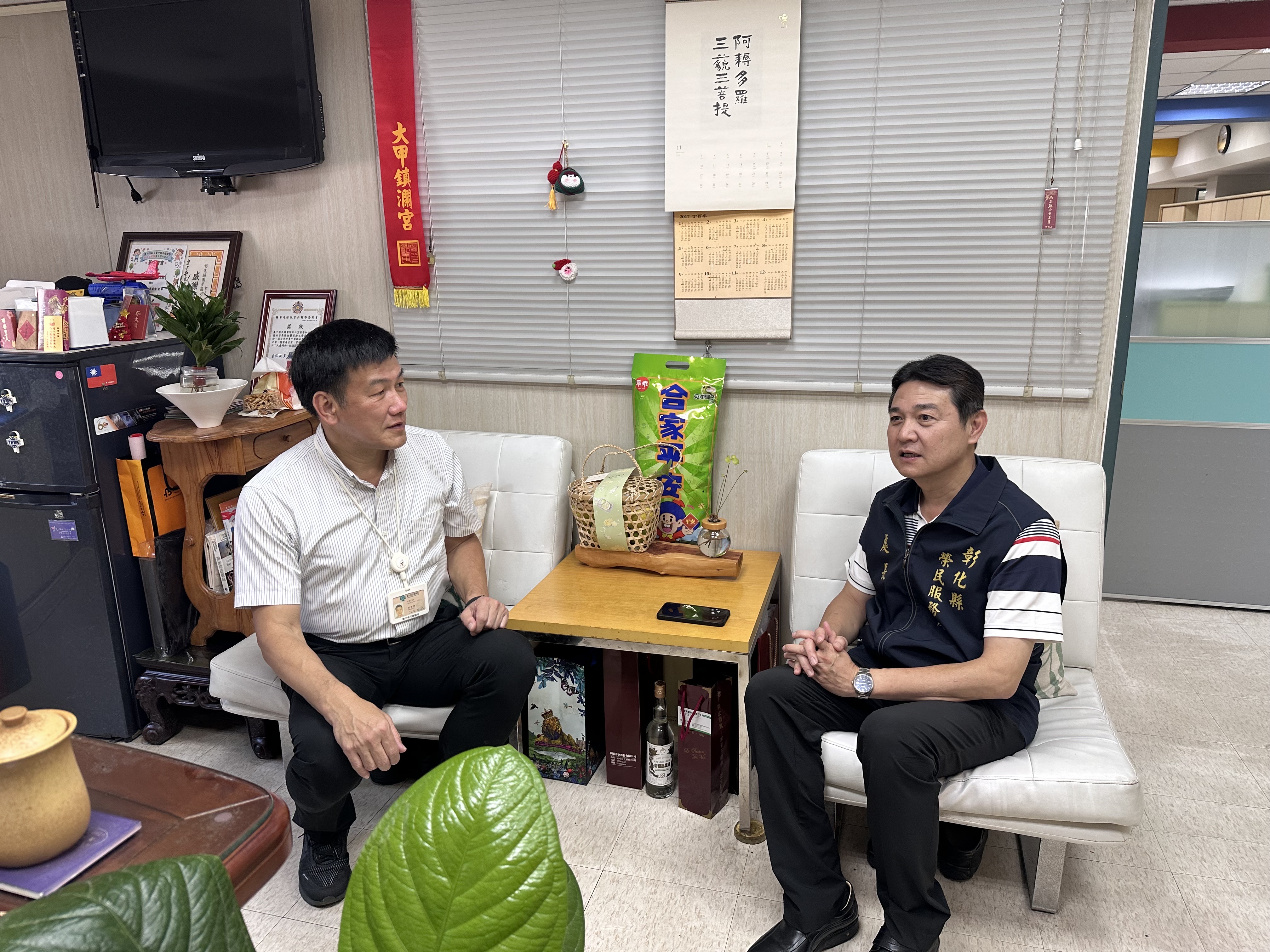 彰化榮服處秋節送暖 邱文俊處長赴中榮慰問住院榮民眷4