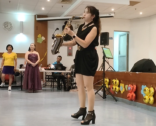優美樂器演奏