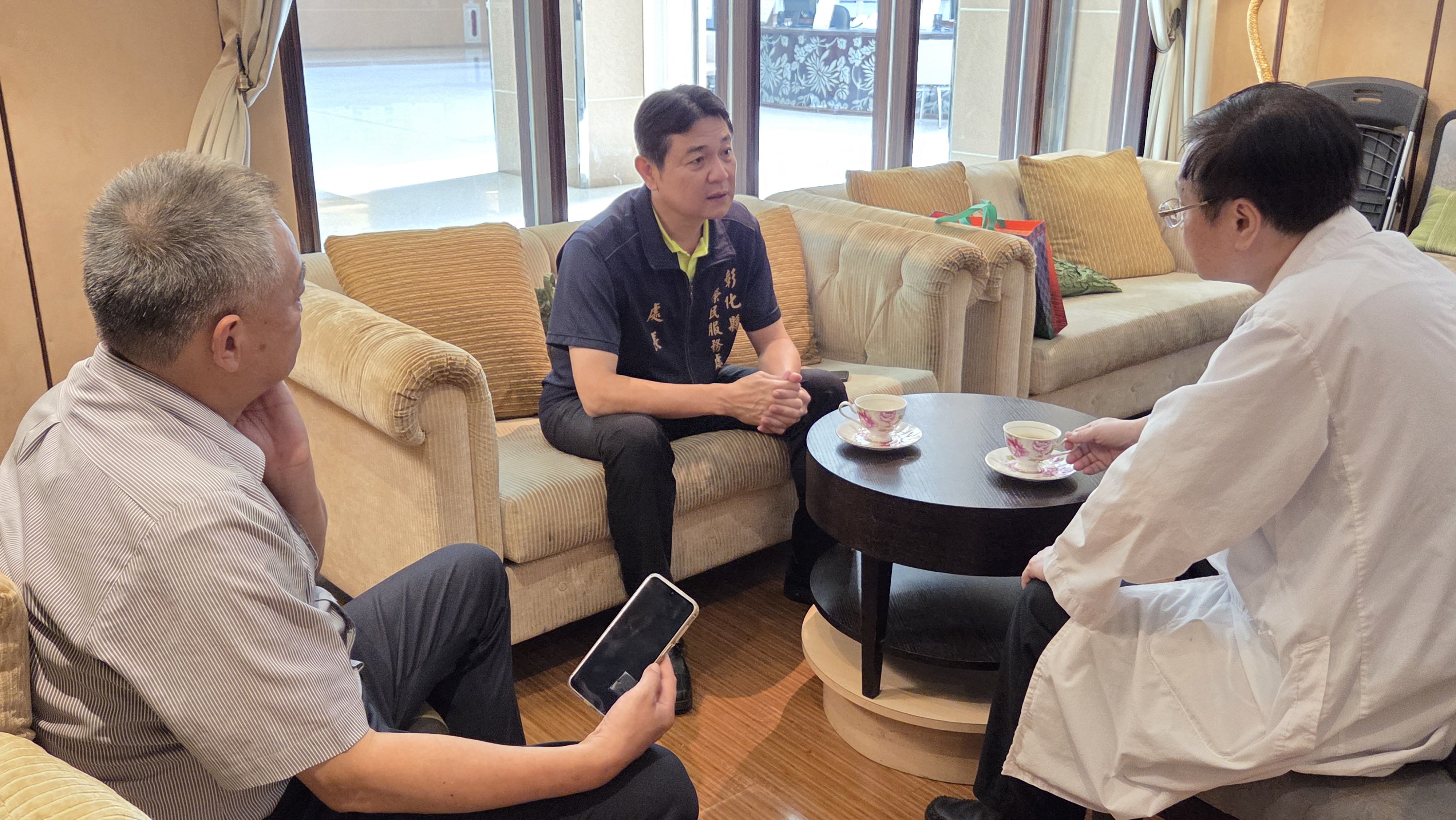彰化榮服處關懷榮民眷就醫權益 秋節前夕拜會秀傳醫療體系7