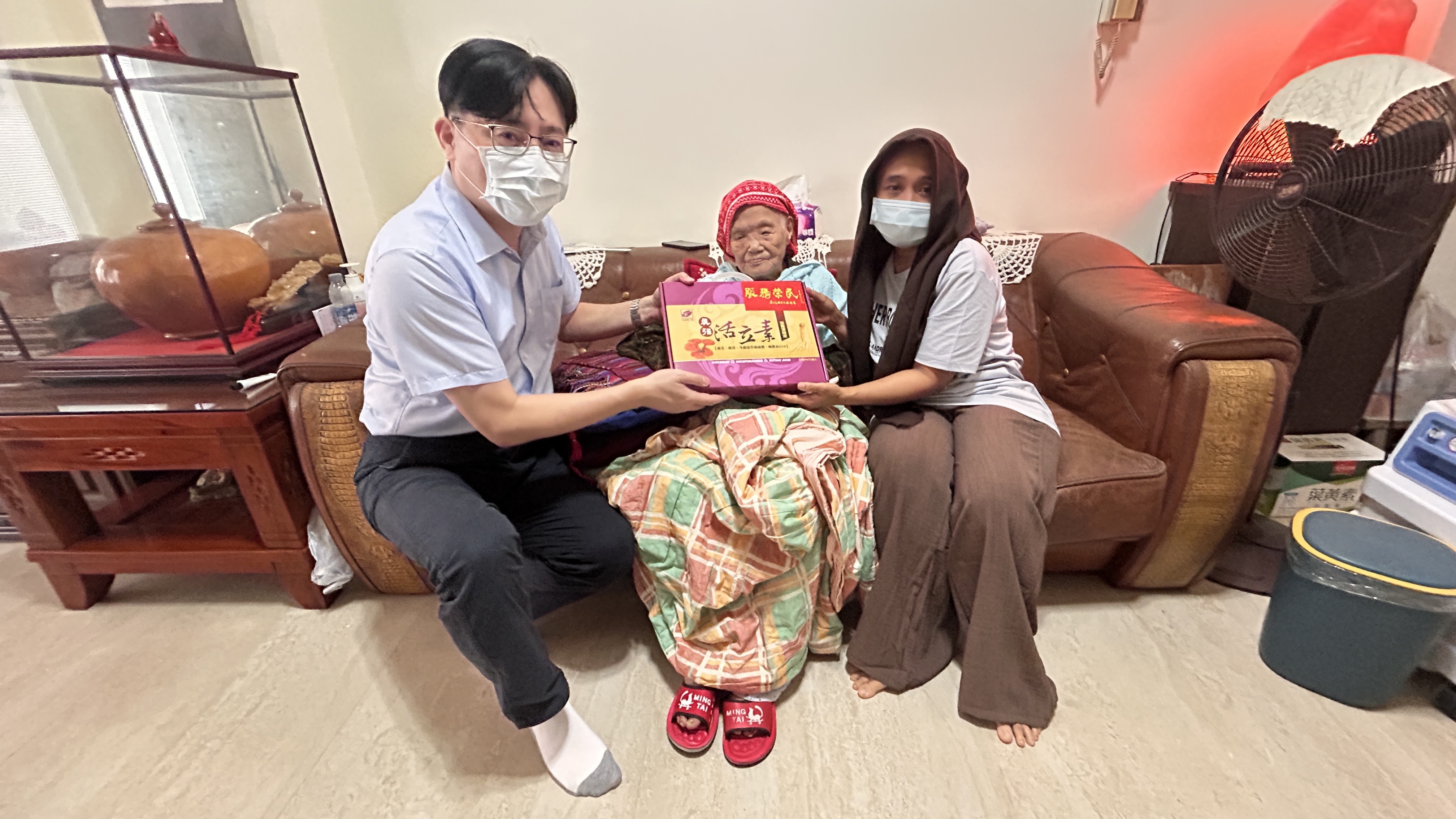 百歲遺眷突遇火警 南投縣榮服處即時關懷並提供急難協助
