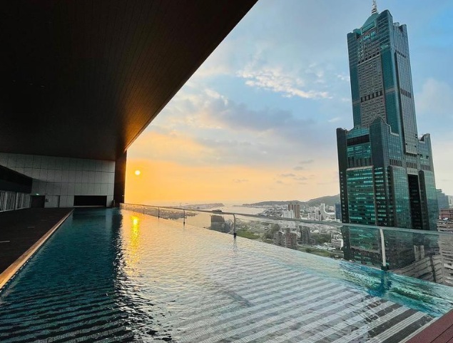 承億酒店游泳池