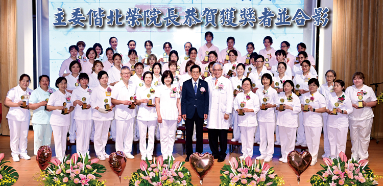 榮光雙周刊2526期之一(另開新視窗)